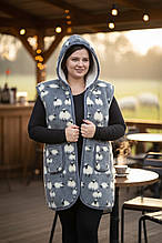 Безрукавка подовжена на овчині з капюшоном 077