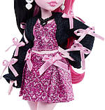 Лялька Монстер Хай Дракулаура Monster High Draculaura Doll G3 Дракулора Базова JHK29 Mattel Оригінал MyDoll.com.ua, фото 4
