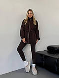 Коричнева жіноча тепла оверсайз толстовка/кофта на флісі з регульованою талією, фото 4