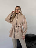 Бежева жіноча тепла оверсайз толстовка/кофта на флісі з регульованою талією, фото 3
