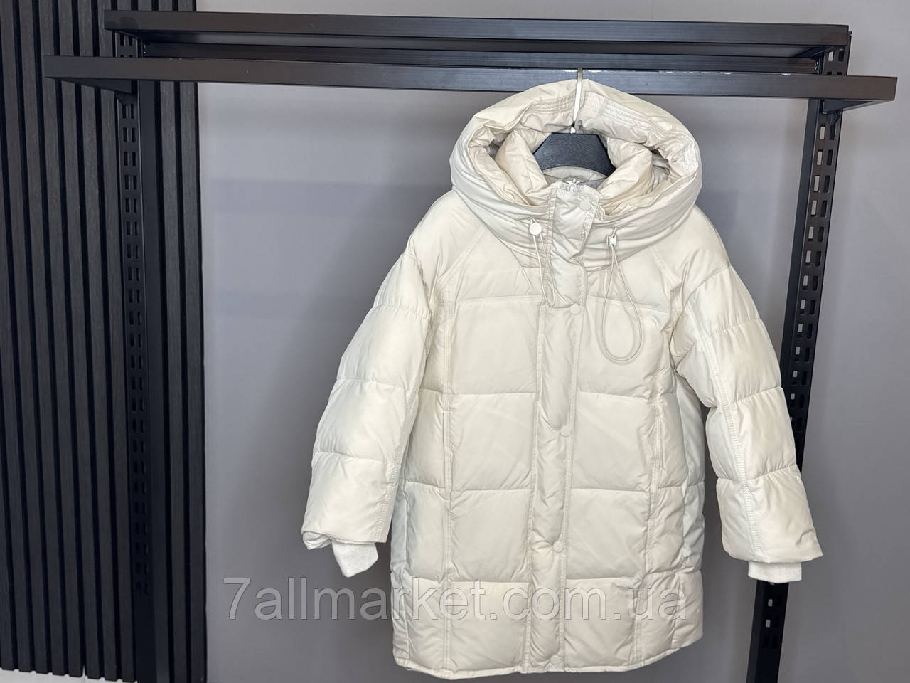 Куртка підліткова зимова з капюшоном на дівчинку 134-158 см "AMD" недорого від прямого постачальника