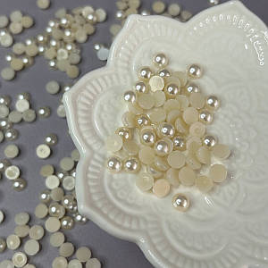 Напівбусини перламутрові 6 мм, 20 гр/уп колір - БЕЖЕВИЙ