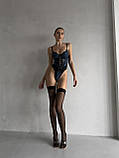 Темно-синє жіноче боді зі шнурівкою і кожаними вставками, фото 5