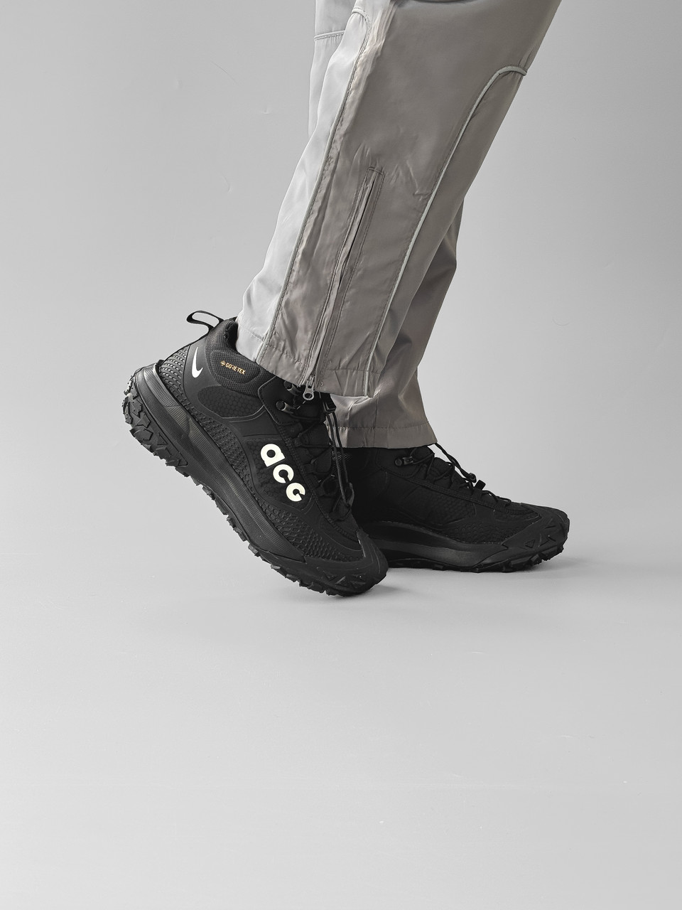 Чоловічі зимові кросівки Nike ACG Mountain FLY Black Waterproof Fur (чорні) повсякденні спортивні кроси NK920 Найк vkross, фото 1