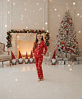 Новорічна піжама зі сніжиками. Фланелева червона піжама для дівчинки.