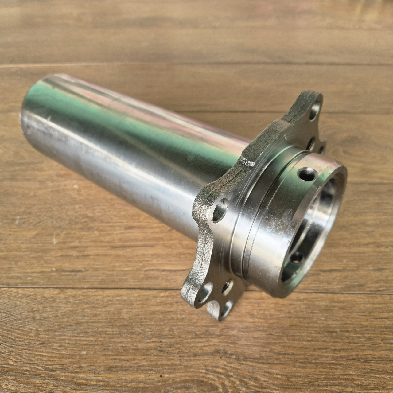 Труба шворня тонка