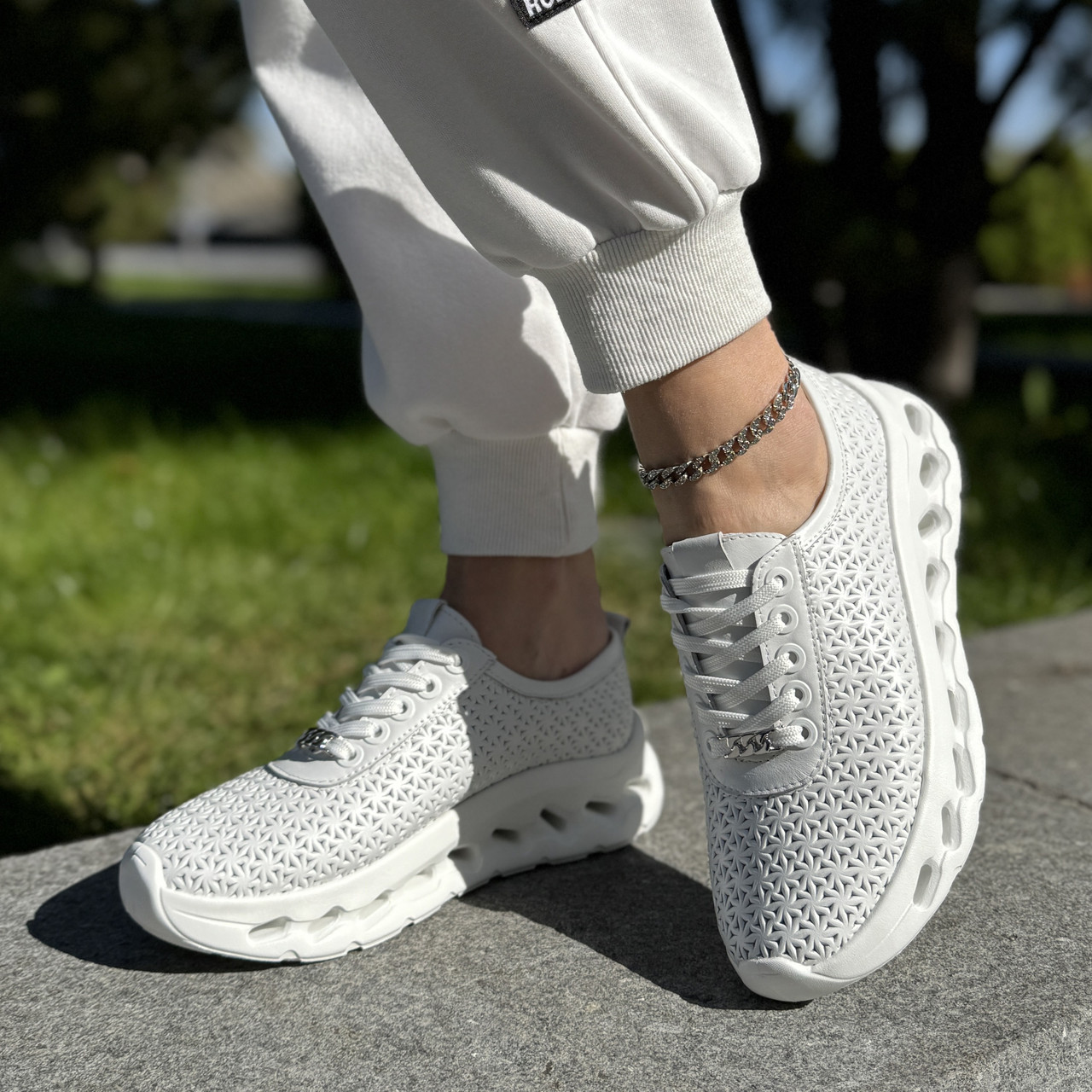 Кросівки жіночі білі. Натуральна шкіра. 36-41 розміри, фото 1