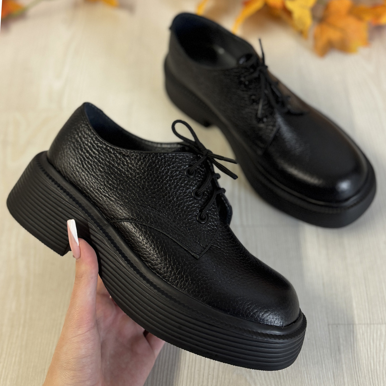 Туфлі жіночі шкіряні, на шнурівці. Колір чорний. 37 розмір, фото 1