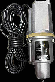 Вібраційний насос одноклапанний BLUE DROP LVM 65 з нижнім забором