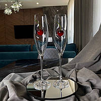 Келих для шампанського (з вишнею)