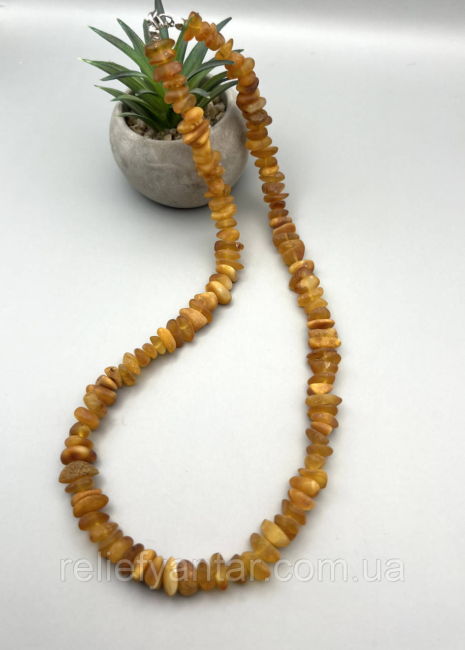 Намисто з натурального необробленого лікувального бурштину, фото 1