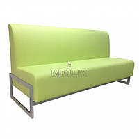 Тримісний диван для офісу Юніс на металевому каркасі.