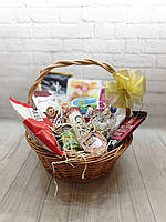 Подарунковий новорічний корпоративний кошик «MERRY CHRISTMAS №1"