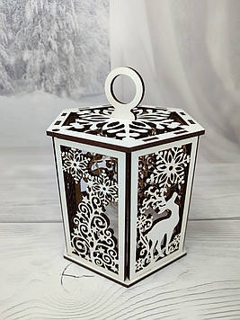 Дерев’яний новорічний ліхтарик з підсвіткою. Різдвяний декор з гірляндою