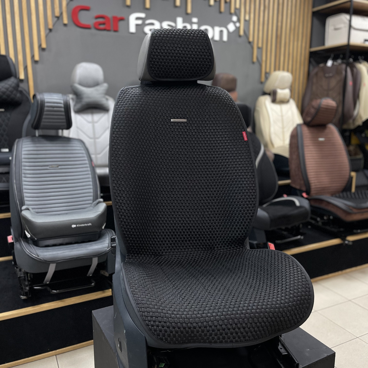 Накидки на передній ряд CarFashion, модель Kant, чорний, фото 1