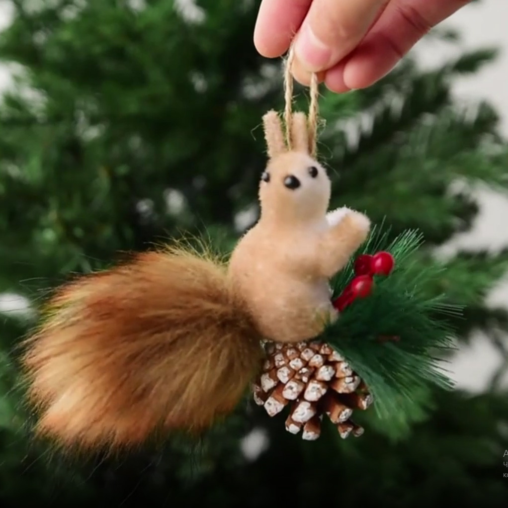 Ексклюзивна іграшка на ялинку білка 12 см. Красива іграшка на ялинку, фото 1