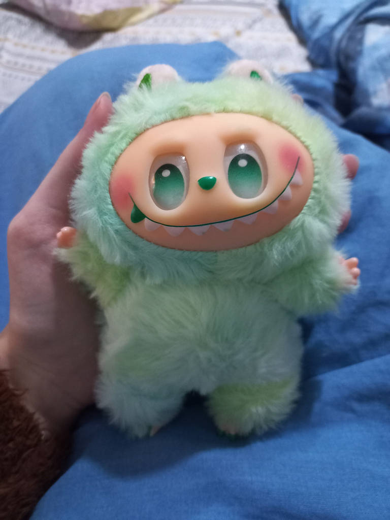 Лабубу м'яка іграшка рандомний колір - фото покупців 1