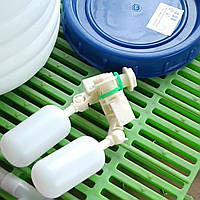 Поплавковий кран для резервуара 1/2