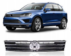 Решітка радіатора VW Touareg II 14-18 (Тайвань) хром 7P6853651L