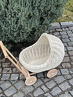 Плетене ліжечко-люлька для ляльки