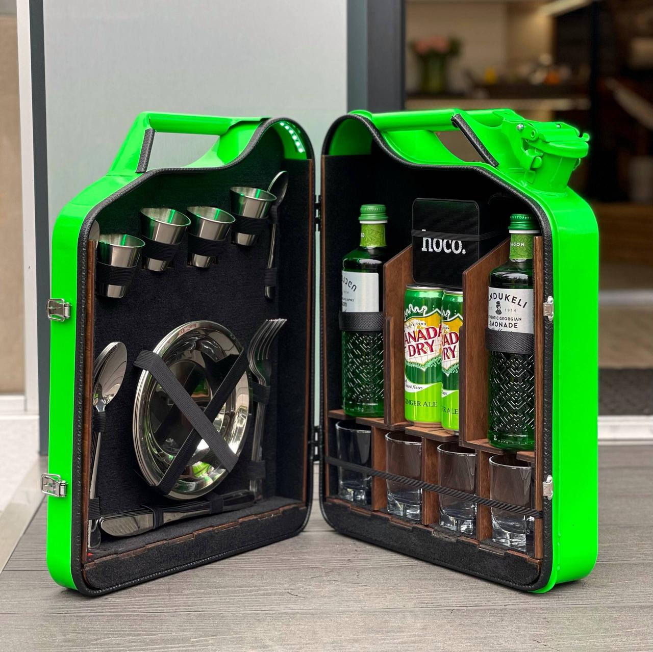 Каністра-бар 20 л у зеленому кольорі, іменним подарунком чоловікові, брату, фото 1