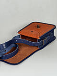 Жіноча шкіряна сумка ручної роботи з тисненим орнаментом «Дубок», рудо-синя сумка з натуральної шкіри, 20*21*8 см, фото 7