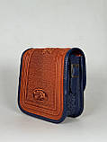 Жіноча шкіряна сумка ручної роботи з тисненим орнаментом «Дубок», рудо-синя сумка з натуральної шкіри, 20*21*8 см, фото 8