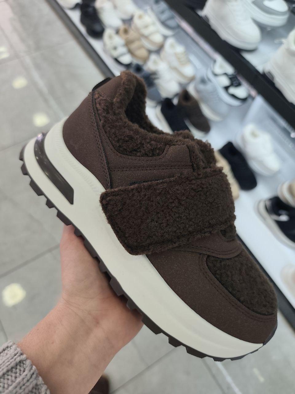 Кросівки з хутром Коричневі BROWN теплі зимові на високій підошві на заліпках жіночі