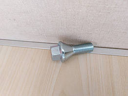 Болт колісний R16 Renault Trafic 2, Opel Vivaro A, Nissan Primastar (2000-2014), 8200639129