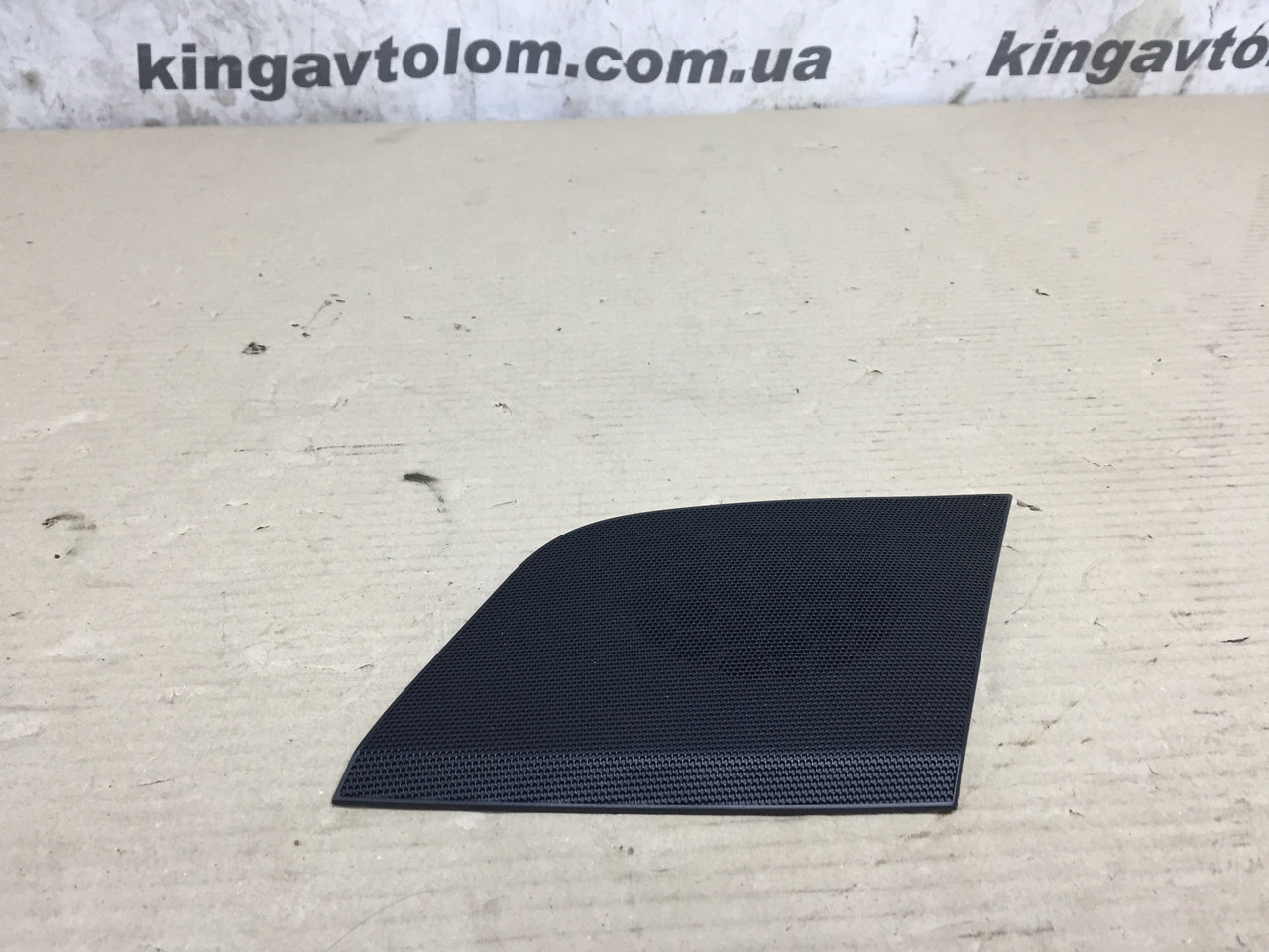 Решітка динаміка лівого Audi A4 B8 8T0857227, фото 1