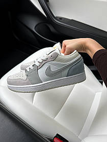 Жіночі кросівки Air Jordan Retro 1 Low Paris White Beige Grey — базова пара на щодень