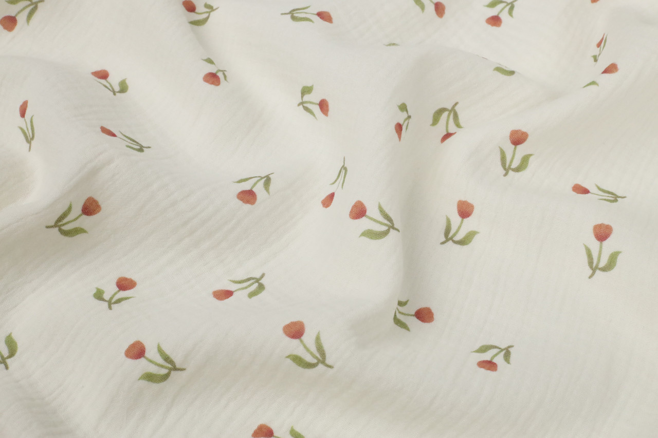 Муслін жатка Дрібні тюльпанчики на айворі 135 см