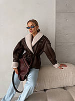 Жіноча дублянка вільного крою з поясом