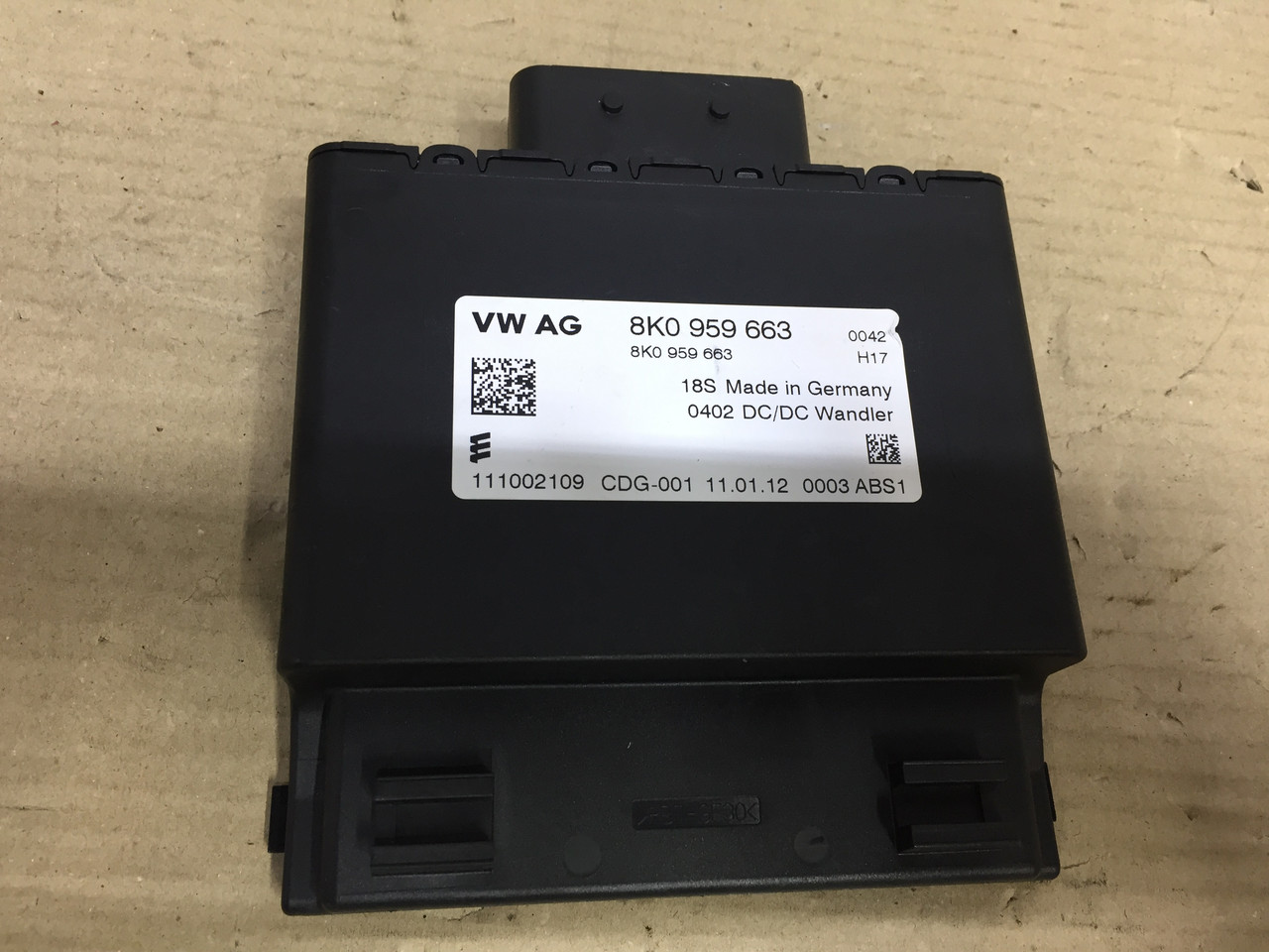 Стабілізатор напруги Audi A4 B8 8K0959663, фото 1