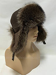 Шапка-вушанка чоловіча з хутра єнота і замши.