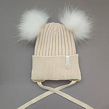 Зимова шапка для дівчинки розмір 46-48 тепла в'язана модель з флісом та двома пухнастими помпонами 1-2 роки, фото 5