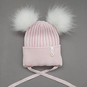 Світло рожева В’язана зимова шапка для дівчинки розмір 50-52 з флісовою підкладкою та двома помпонами 3 4 5 роки
