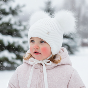 В’язана зимова шапка для дівчинки розмір 50-52 з флісовою підкладкою та двома пухнастими помпонами 3 4 5 роки