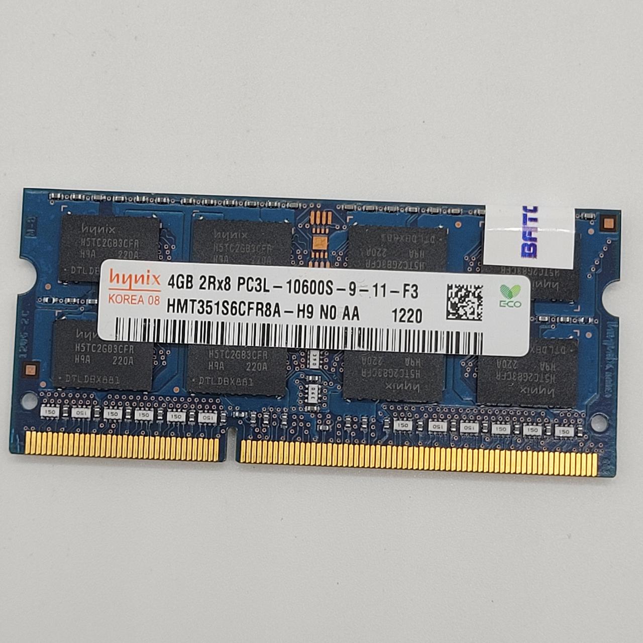 Оперативна пам'ять для ноутбука Hynix SODIMM DDR3L 4Gb 1333MHz PC3L-10600s 2R8 CL9 (HMT351S6CFR8A-H9 N0 AA) Б/У