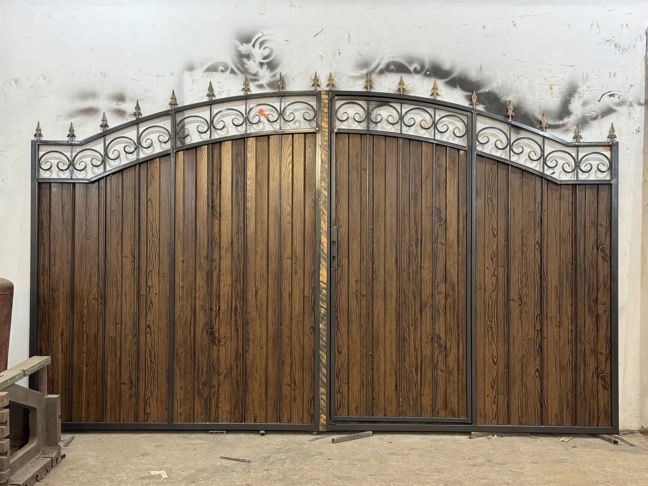 Ковані ворота з профнастилом, фото 1