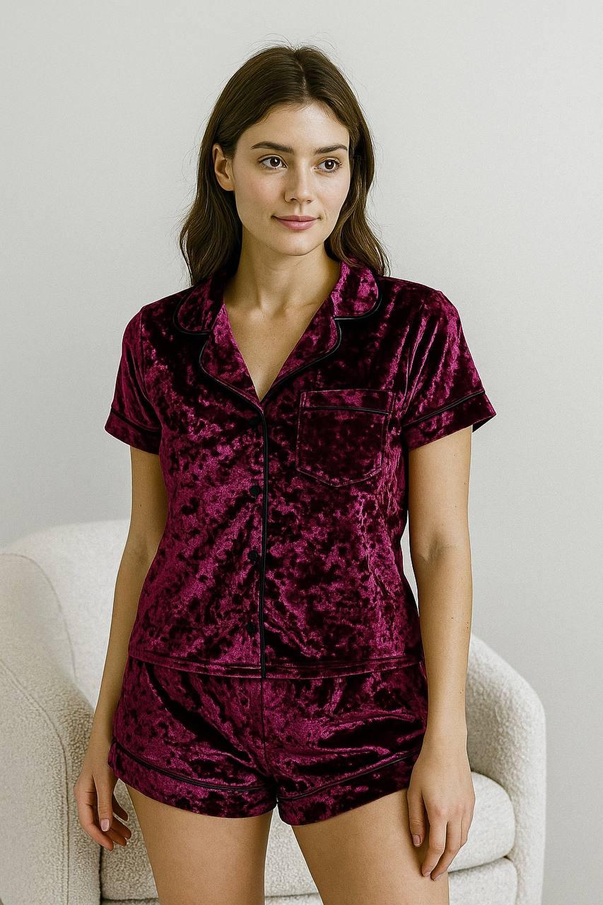 Велюрова піжама з кантом, теплі піжами.