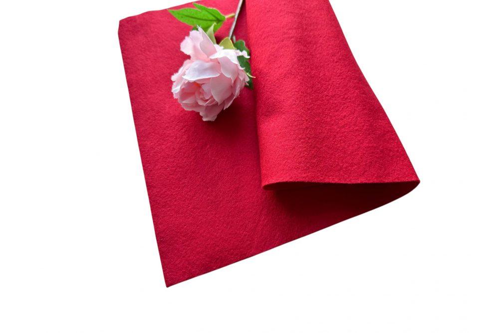 Фетр американський м’який 1,5 мм 44*30см 0943 Rocking Red (Рок‑червоний), фото 1