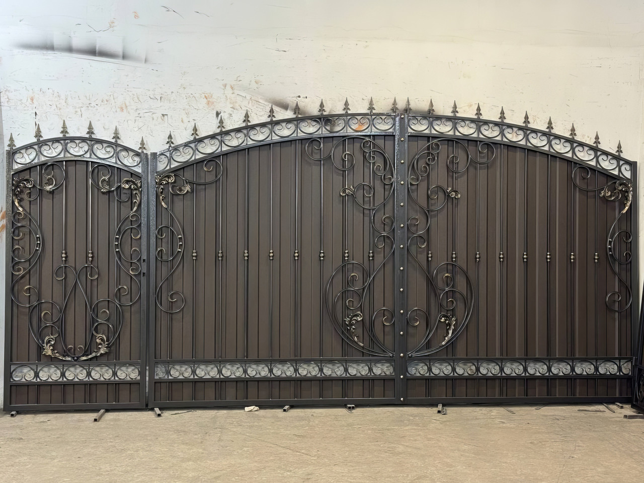 Ворота з профнастилом і елітною ковкою, фото 1