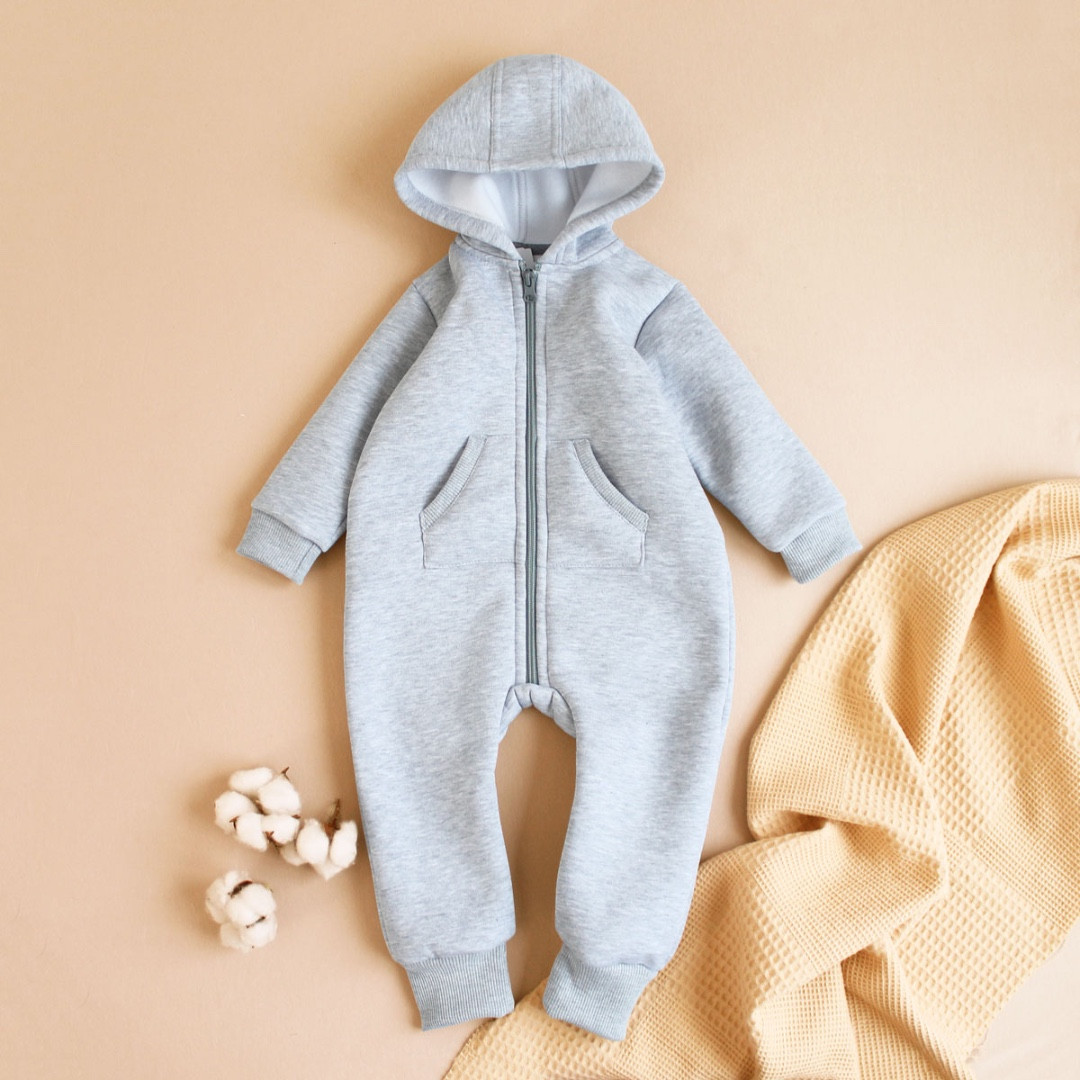 Дитячий комбінезон світло сірий теплий ромпер з начосом тринитка з капюшоном унісекс 62 68 74 80 92