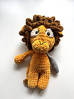 Мʼяка іграшка Левеня з протезом