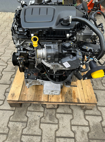 R9M415 Двигун Ніссан NV300 1.6 dCi