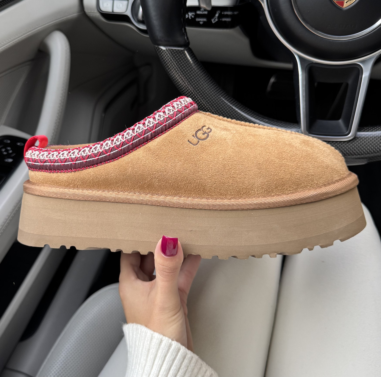 UGG Tasman 37, фото 1