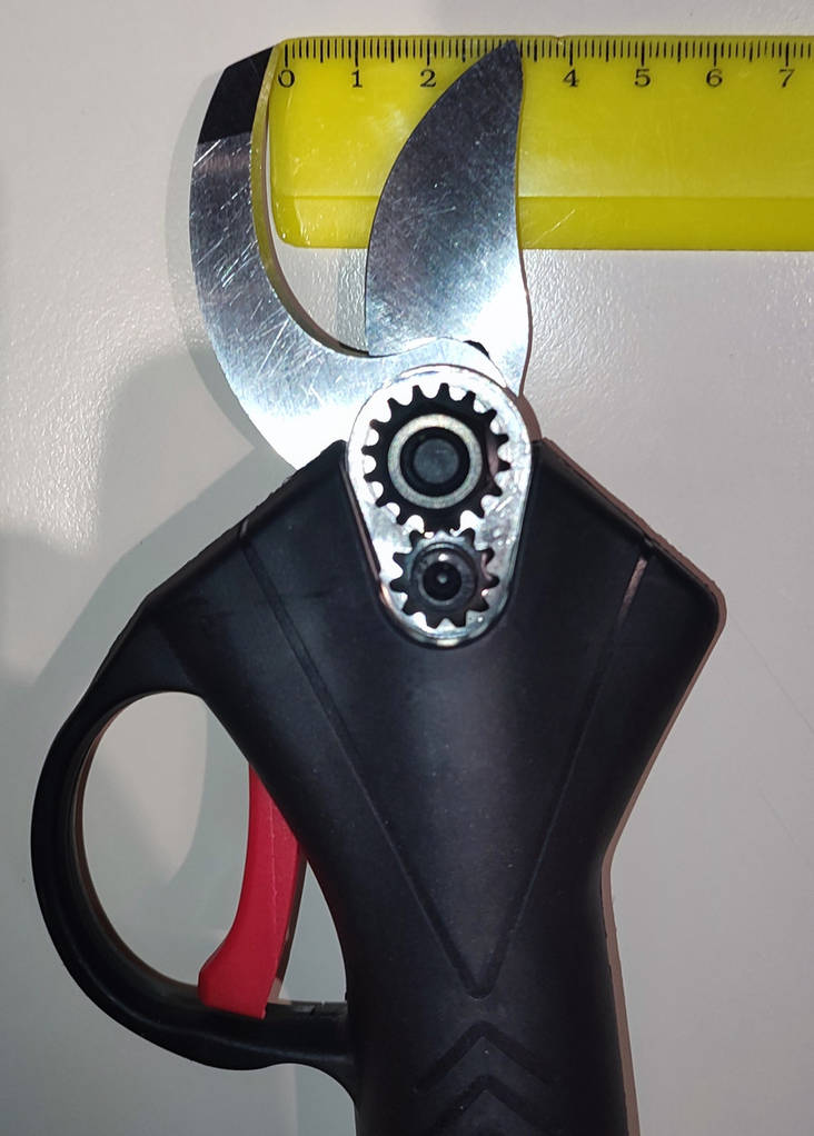 Секатор аккумуляторный + 2 аккумулятора 48В в кейсе / Ножницы садовые / Секатор электрический - фото покупателей 4