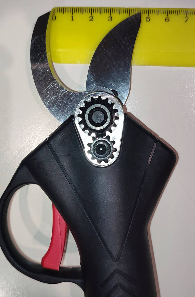 Секатор аккумуляторный + 2 аккумулятора 48В в кейсе / Ножницы садовые / Секатор электрический - фото покупателей 5