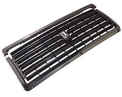 Решітка радіатора 2107 чорна Pegas